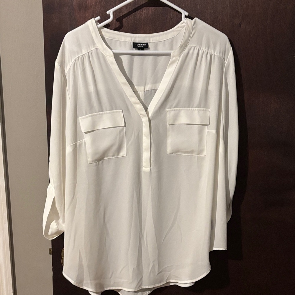 Torrid Harper Blouse Size 1 NWOT